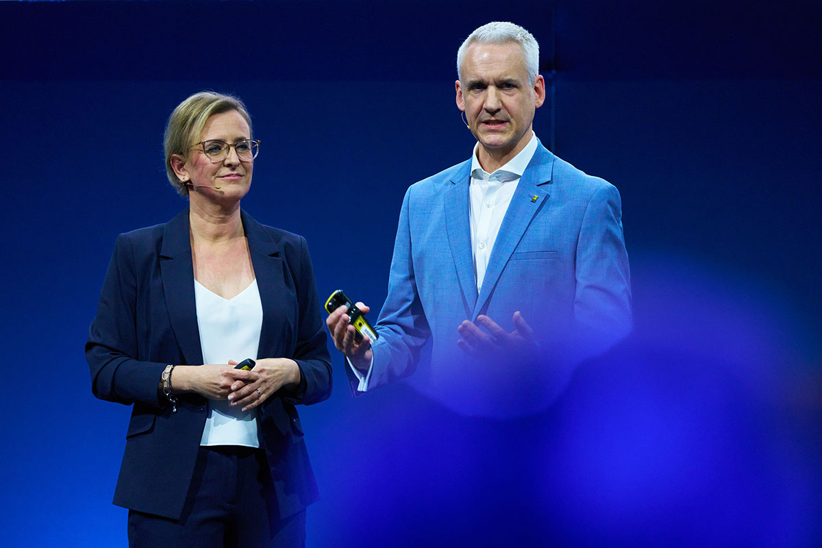 Uta Heller und Dr. Martin Endlein präsentieren live den DAT&nbsp;Report 2026